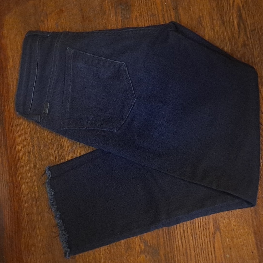 Dish Denim cropped straight and narrow dark wash, size 26